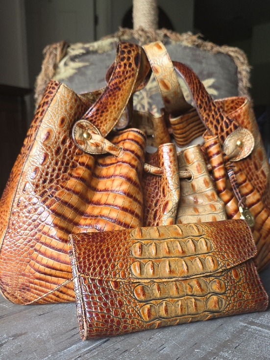 Brahmin Handbags - Genuine Croc-Embossed Brown Leather Tote Bag with Matching Wallet